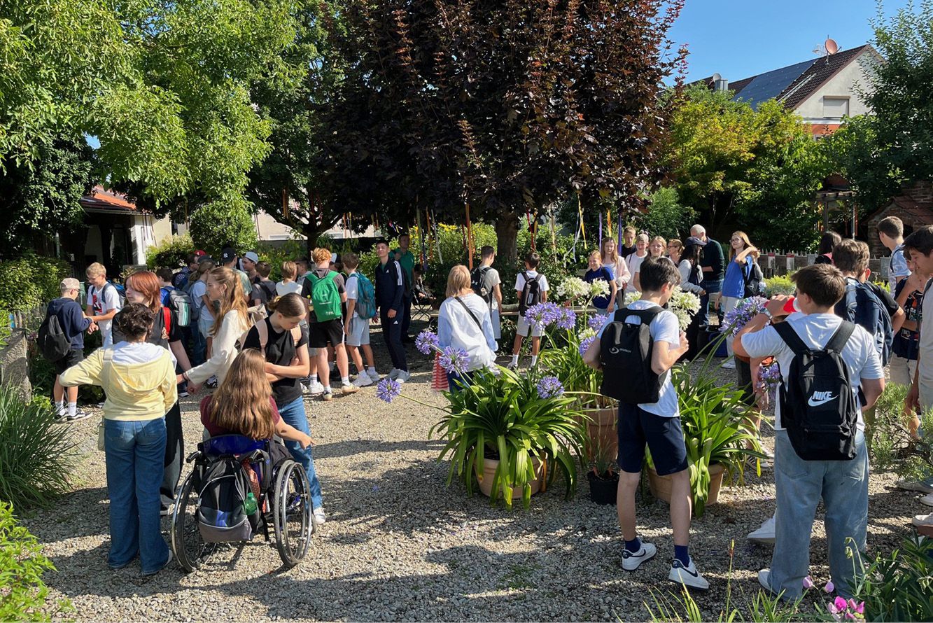 Ludwigsgymnasium zu Besuch bei justland